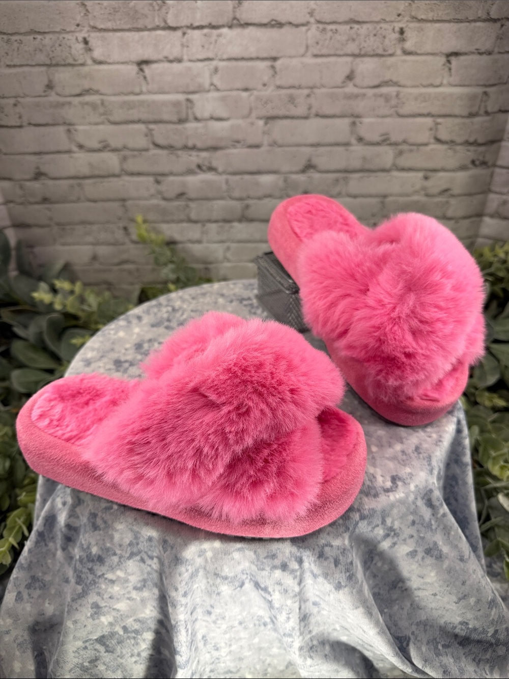 Breezy Stride Pink Fluffy Open Toe Cross-band Cozy Platform Slippers Girls 3M